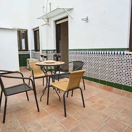 Patio En El Corazon De Triana Apartment